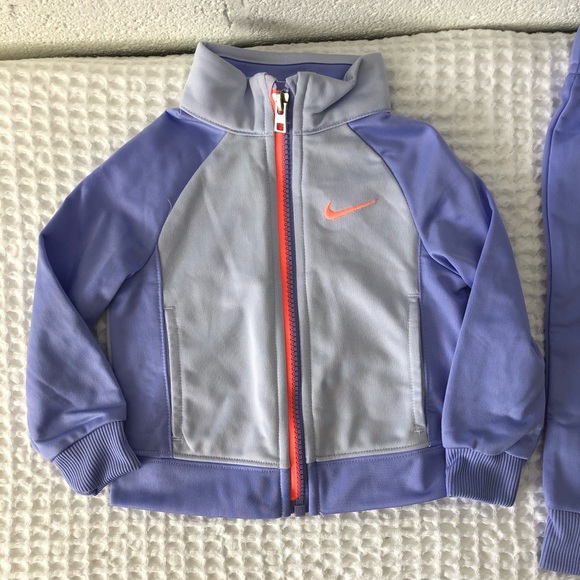 Nike jacket and pants track suit sz: 12M NWOT - Picture 2 of 9